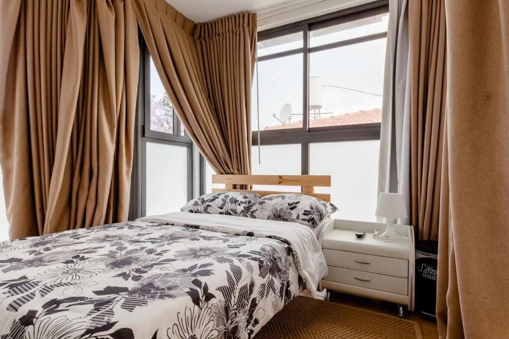 Apartament Charming Unit With Pool And Great Amenities Riszon le-Cijjon Zewnętrze zdjęcie